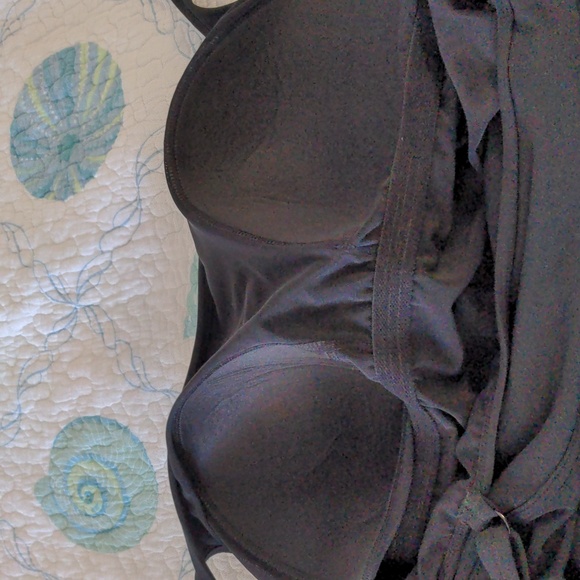 Stunning Black One Piece Swimsuit Sz 22 - Picture 5 of 8